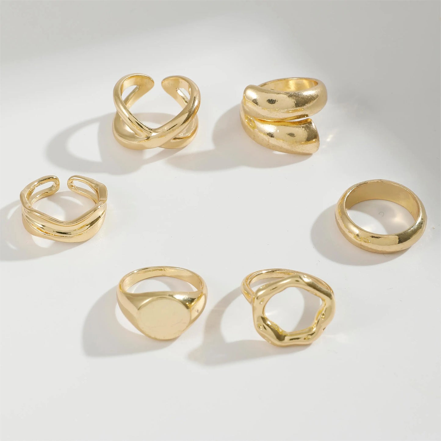 Classic curve gold ring set